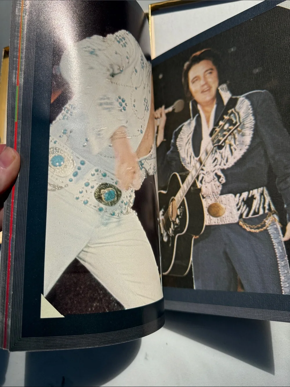 Official Elvis Gold and Black Concert Photo Album1977